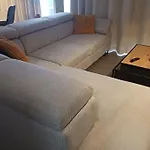 Suite Deer Vlakbij Zee En Gratis P