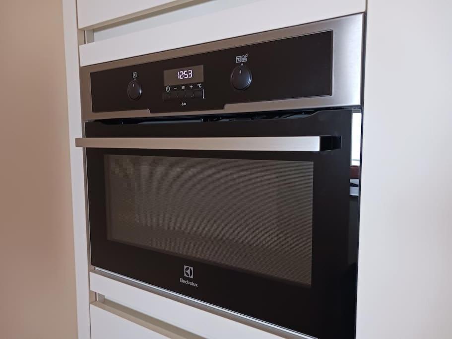 Deer Vlakbij Zee En Gratis P Appartement *